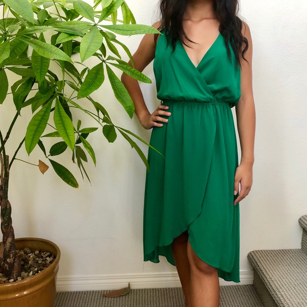 Green Dress Perfect for Day or Night!